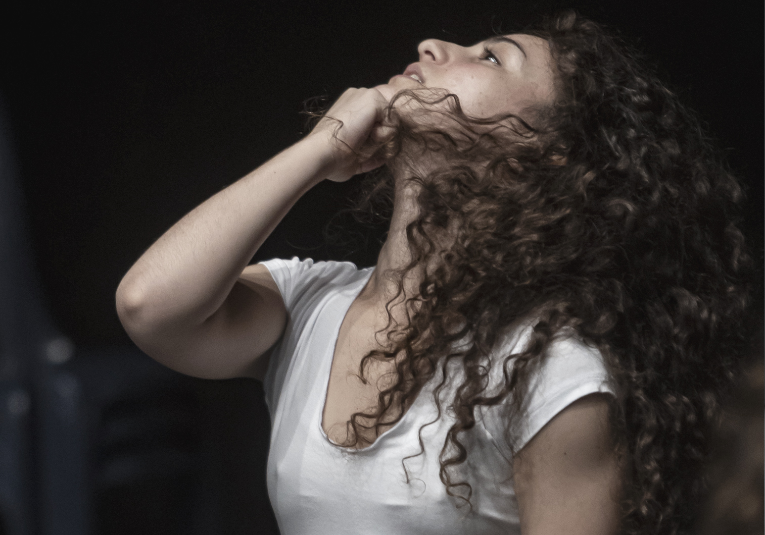 שירה האוזר שטוסר